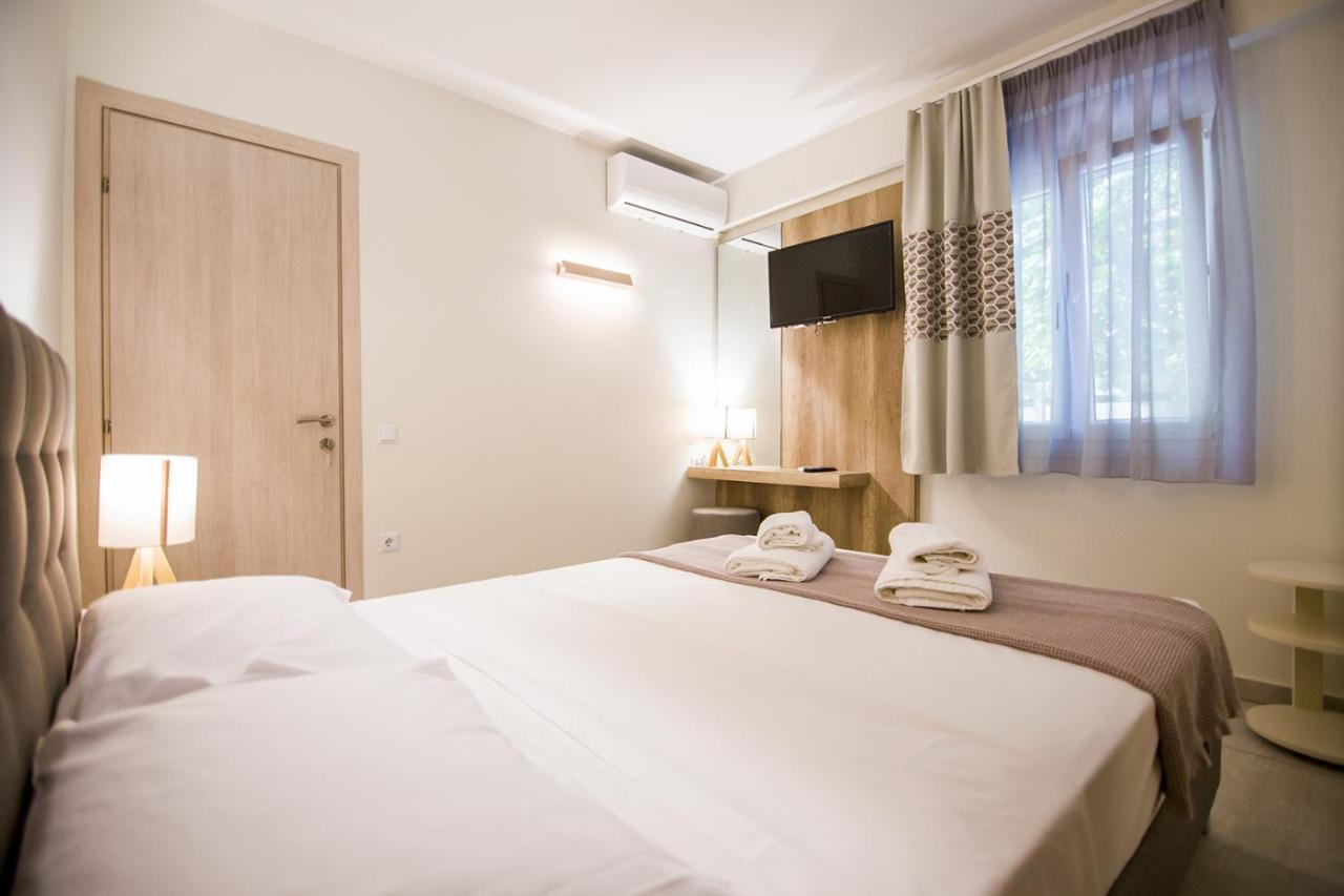 Armonia Resort Ofrínion エクステリア 写真