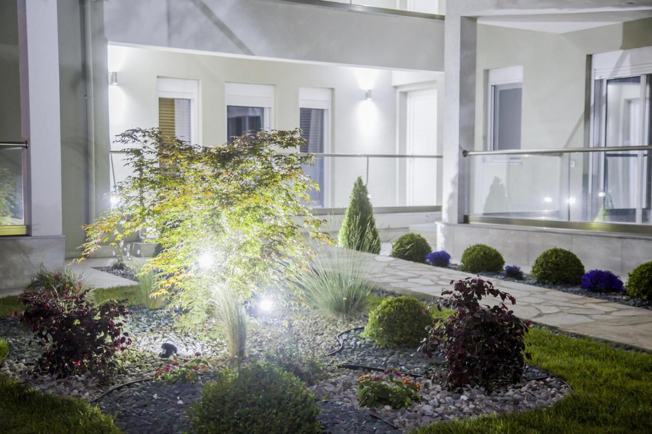 Armonia Resort Ofrínion エクステリア 写真