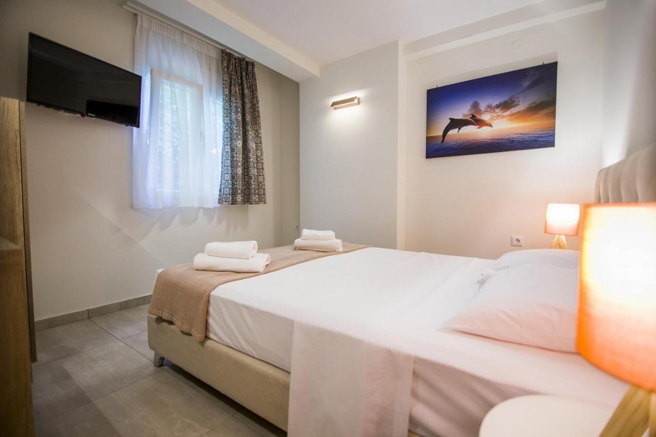 Armonia Resort Ofrínion エクステリア 写真
