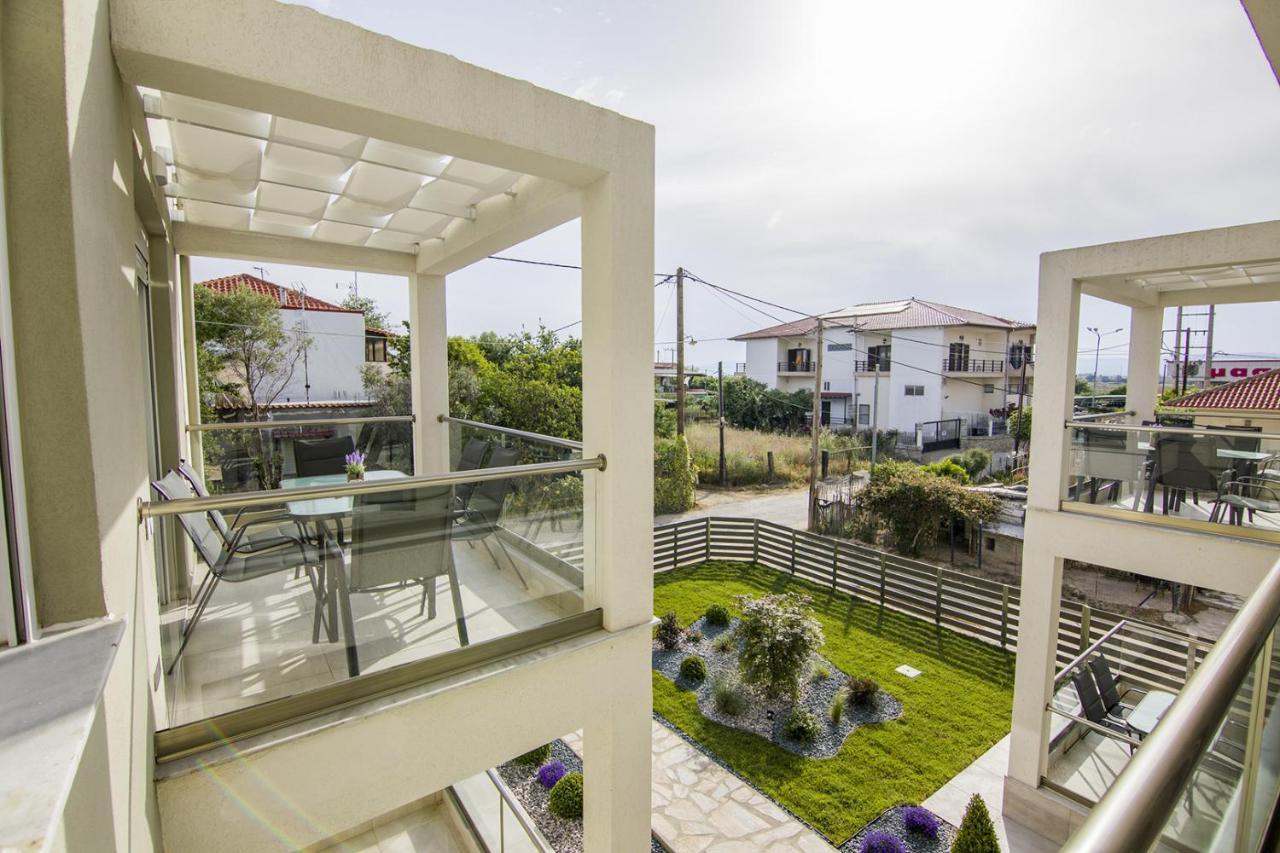 Armonia Resort Ofrínion エクステリア 写真